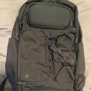 Brand new Lululemon Cruiser Backpack black